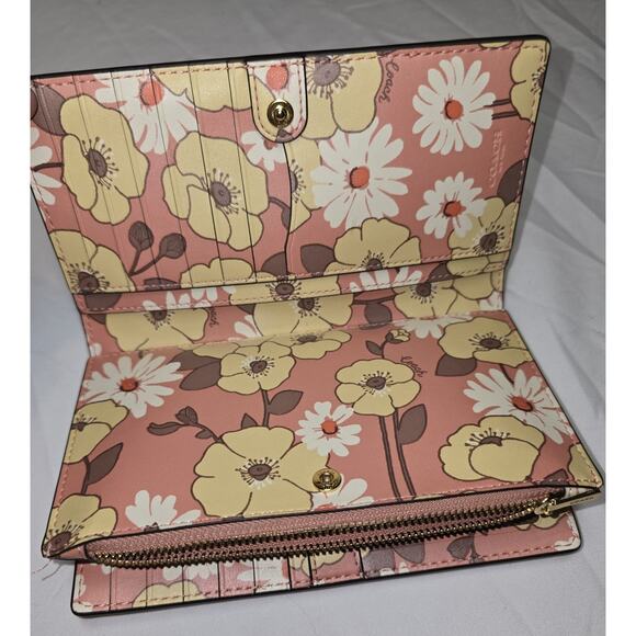 Coach Slim Zip Wallet With Floral Cluster Print Interior Great Condition - Picture 4 of 6